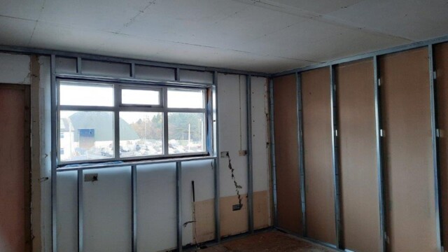 Morrison Busty internal construction